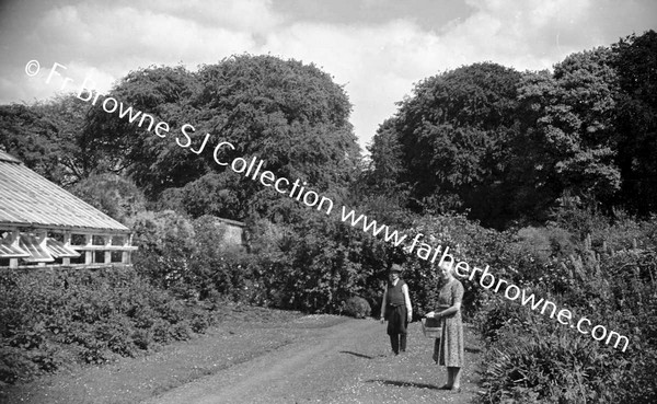 LORD AND  AND LADY FINGALIN THE GARDEN